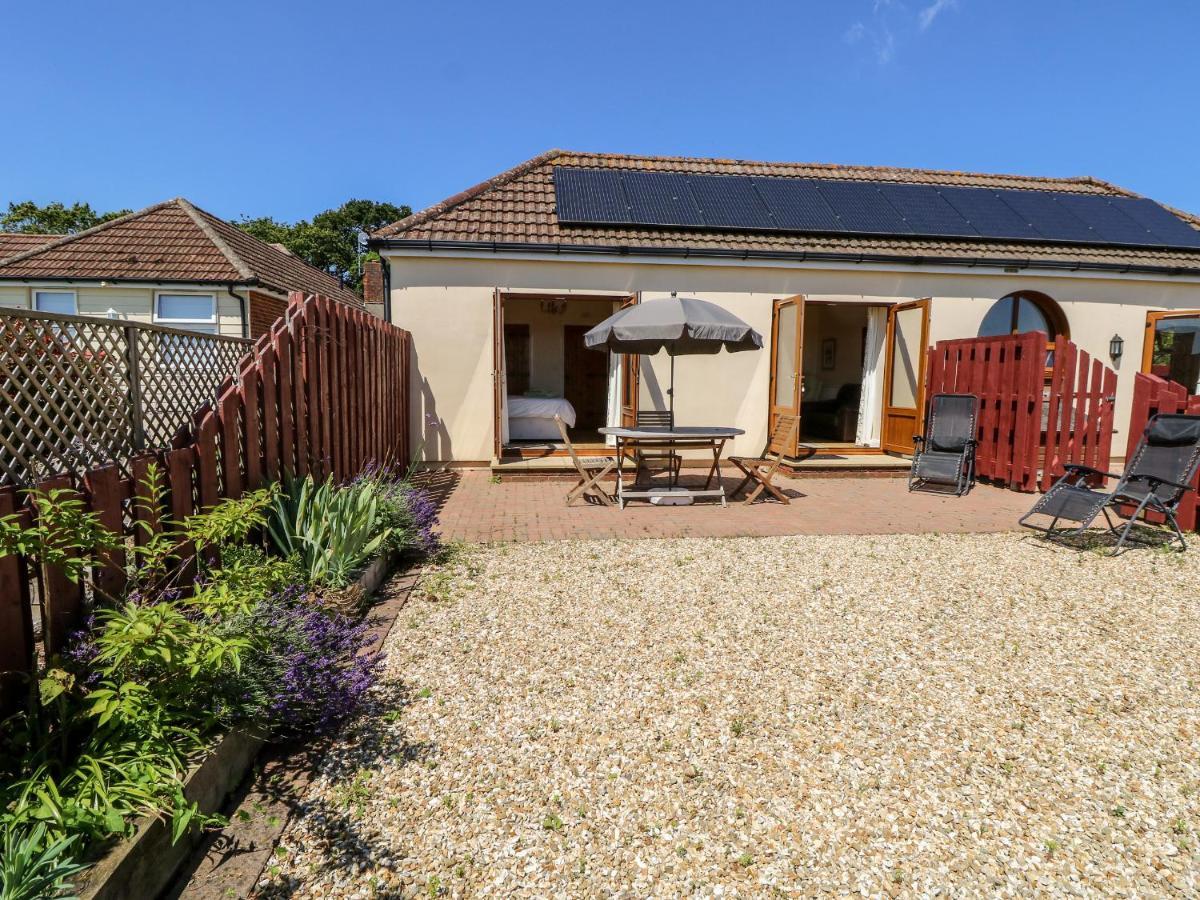 3 The Stables Villa Havenstreet  Exterior foto